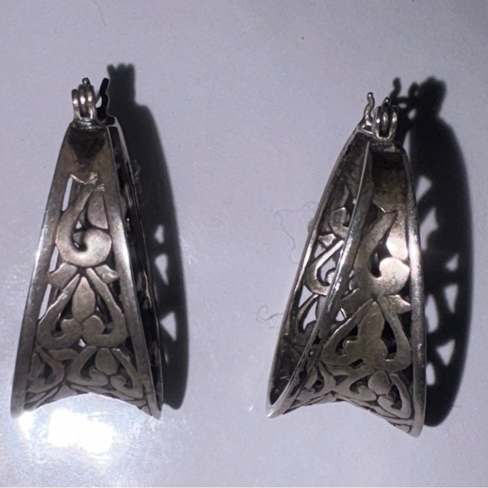 VTG Sterling Silver 925 Oval Filigree Hoop Earrings 1.25in  Very I Intricate